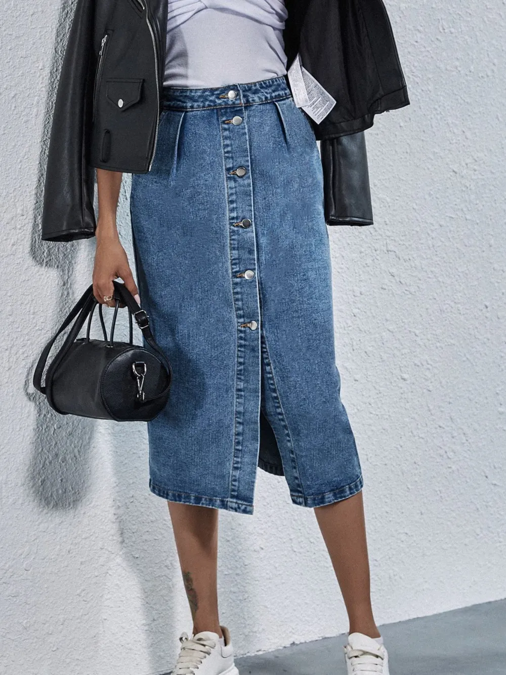 Buttoned Denim Skirt with Pockets, image 3