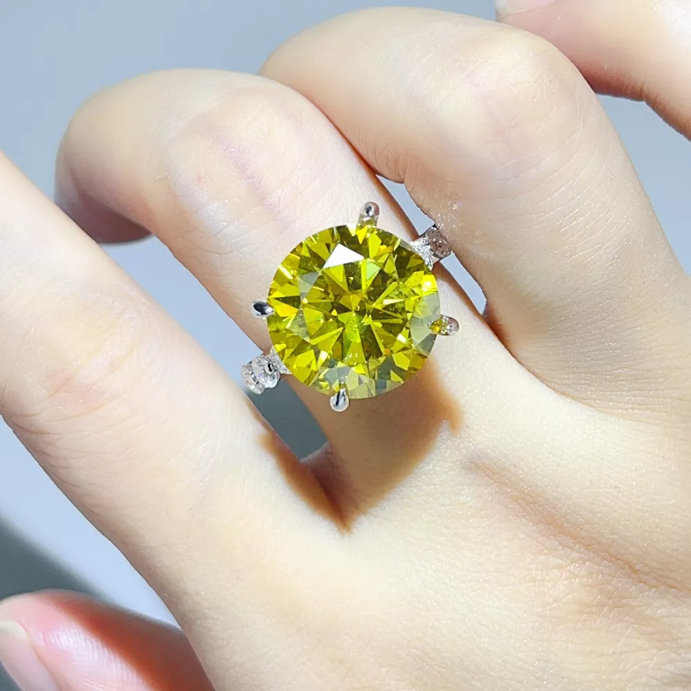 10 Carat 925 Sterling Silver Moissanite Ring, image 4