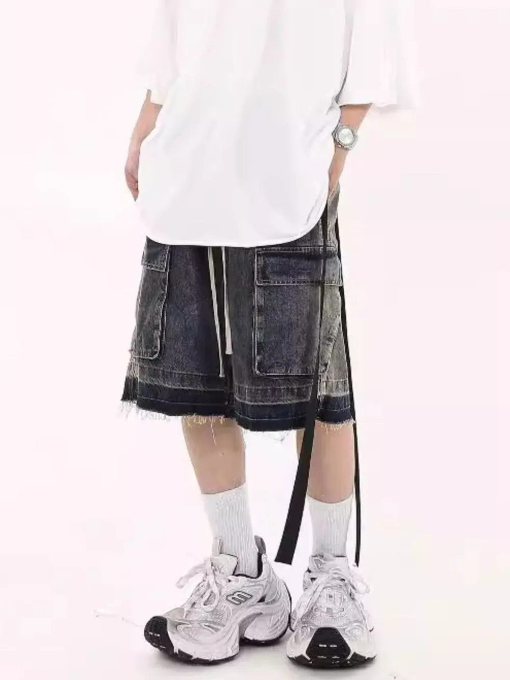 Men's Drawstring Cargo Denim Shorts with Zipper Detail