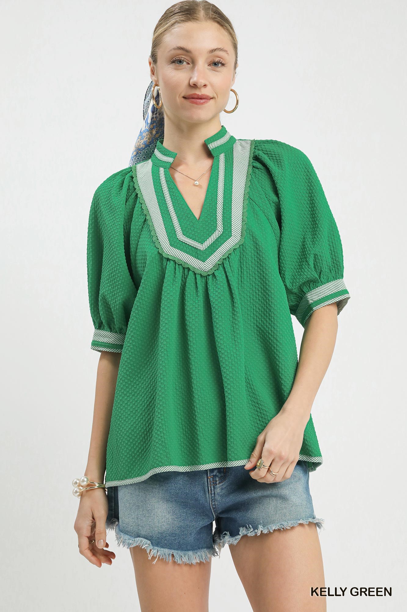 Textured Jacquard Contrast Trim Top