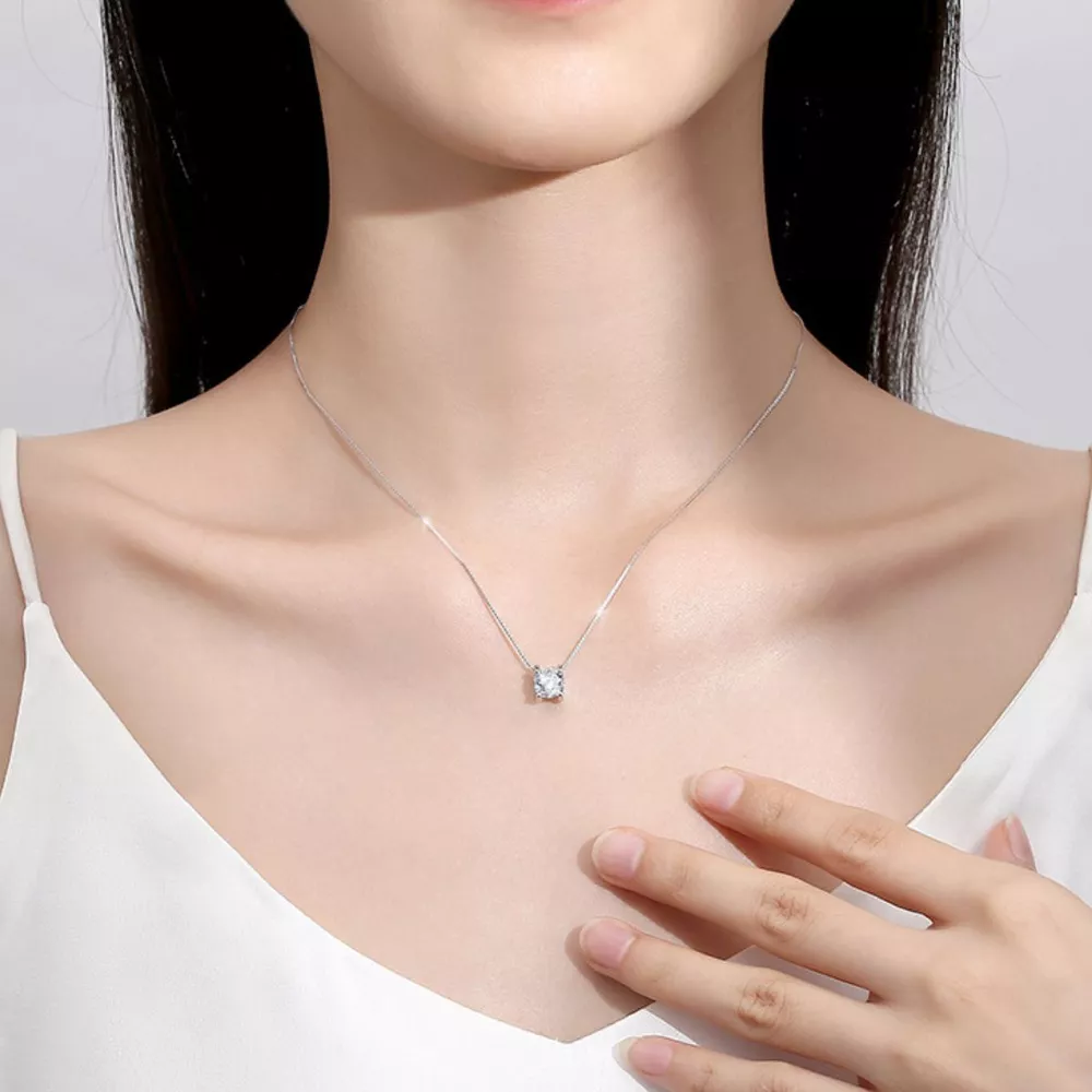 1 Carat 925 Sterling Silver Moissanite Pendant Necklace, image 3