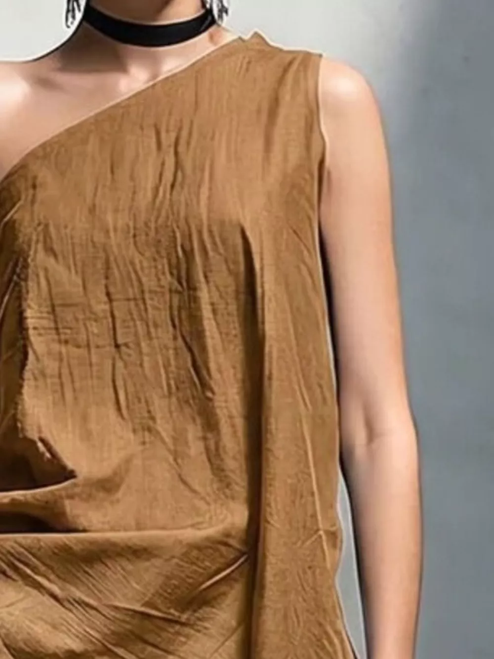 Full Size Asymmetrical One-Shoulder Sleeveless Top Plus Size, image 4
