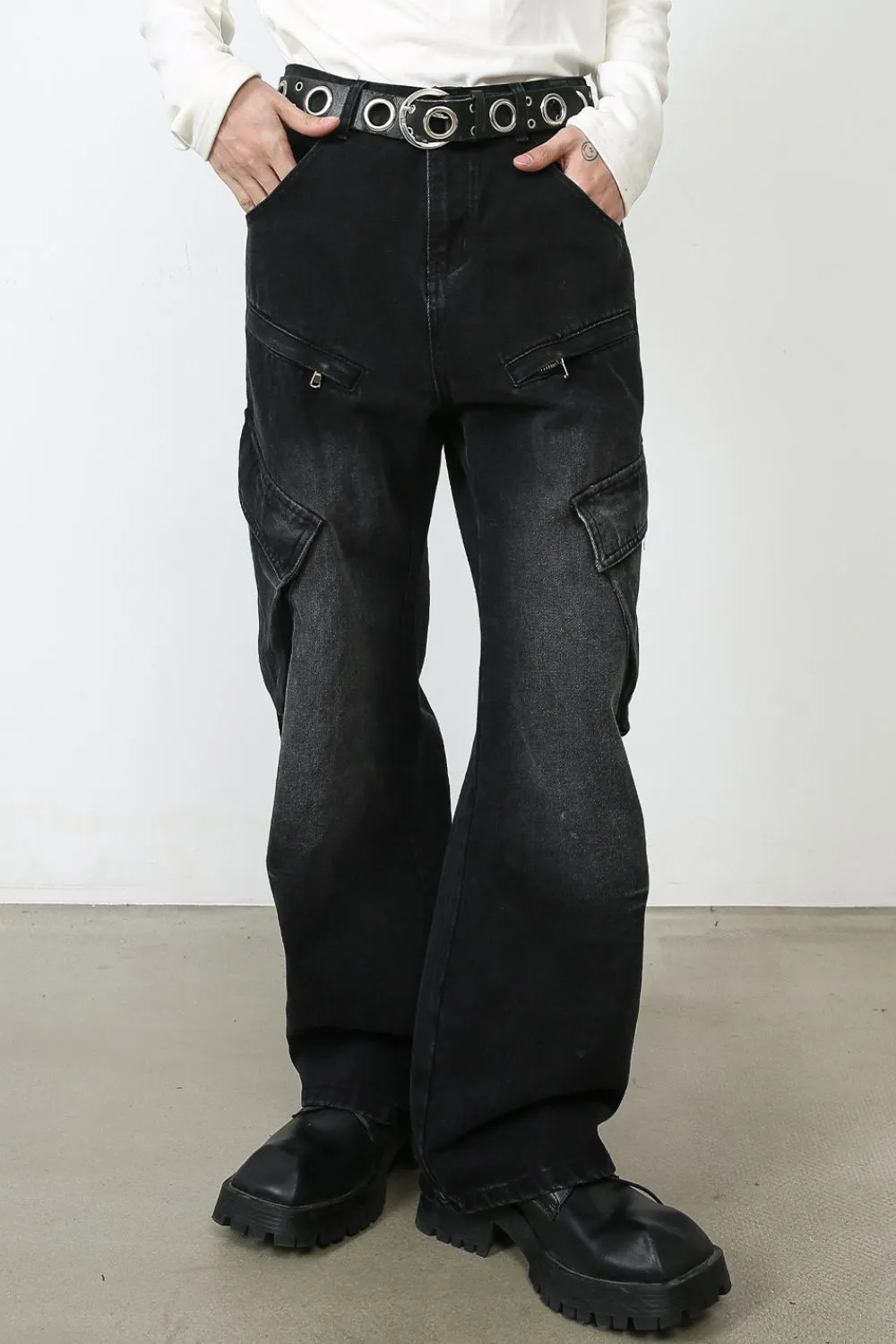 Men's Baggy Jeans with Cargo Pockets, image 2