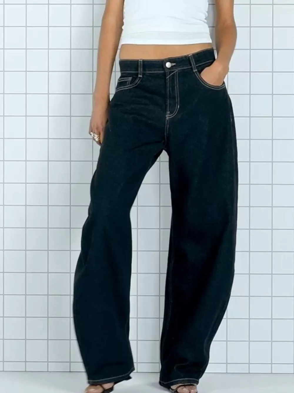 Wide Leg Washed Jeans, image 9