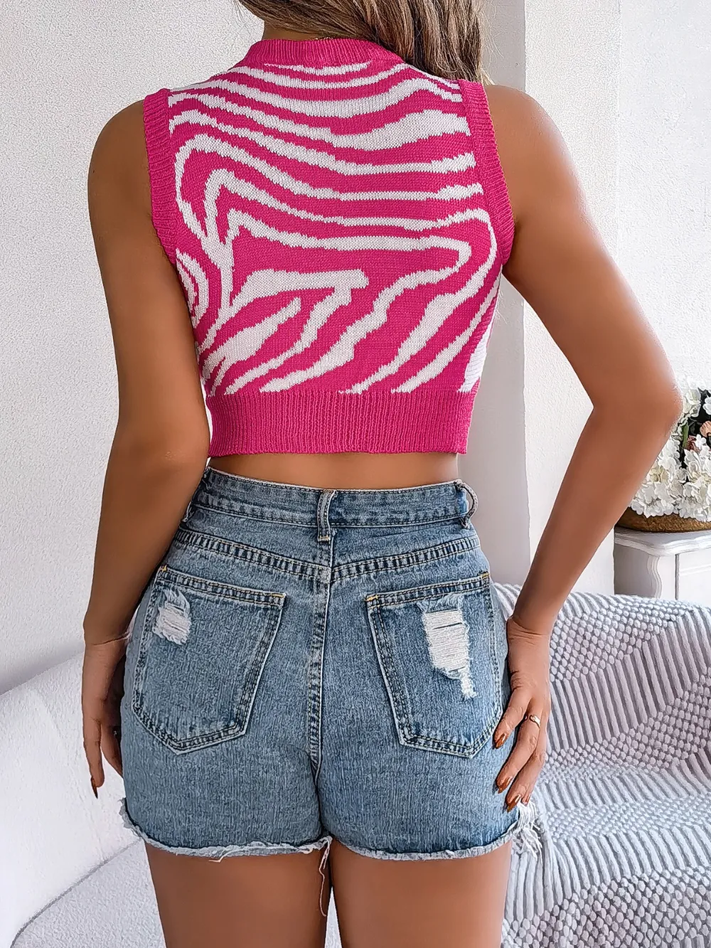 Cutout Animal Print Round Neck Tank, image 9
