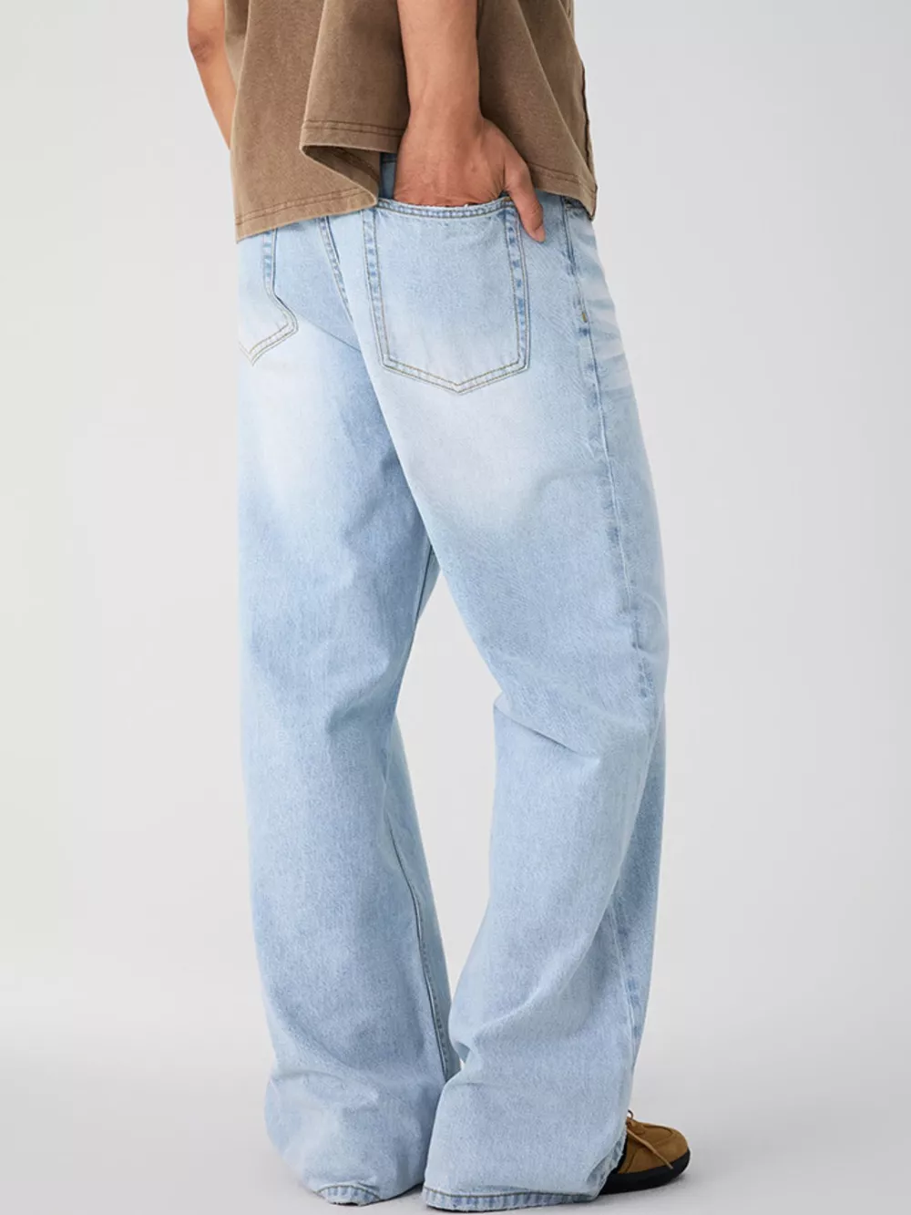 Men's Wide Leg Wash Jeans, image 3
