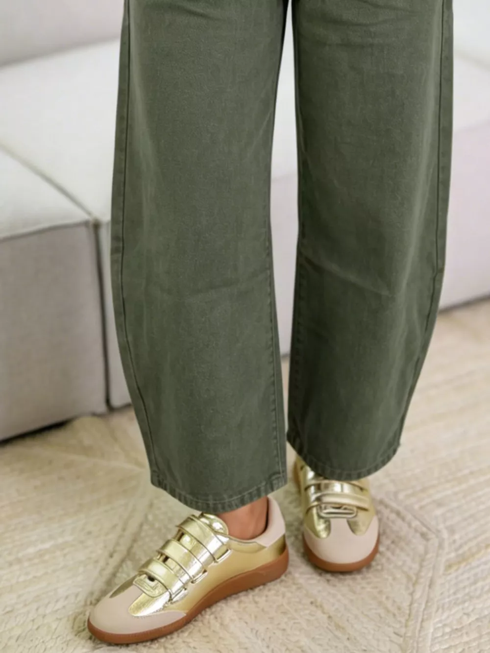 Wide-Leg Jeans with Front Patch Pockets, image 10