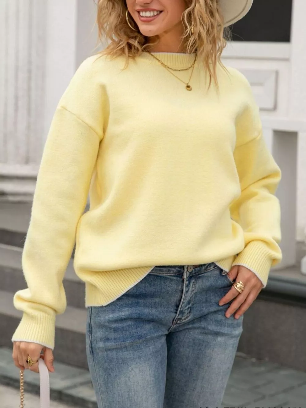 Bow-Back Round Neck Sweater, image 3
