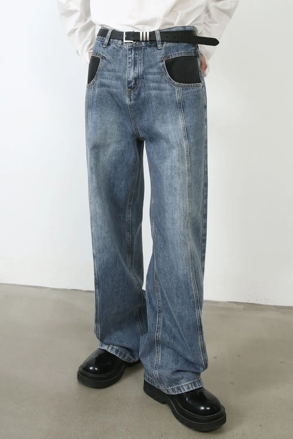 Men's Mid Rise Jeans with Pockets