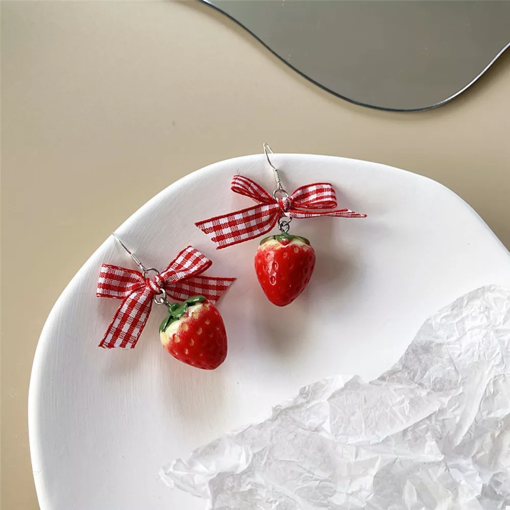 Strawberry Dangle Earrings, image 4