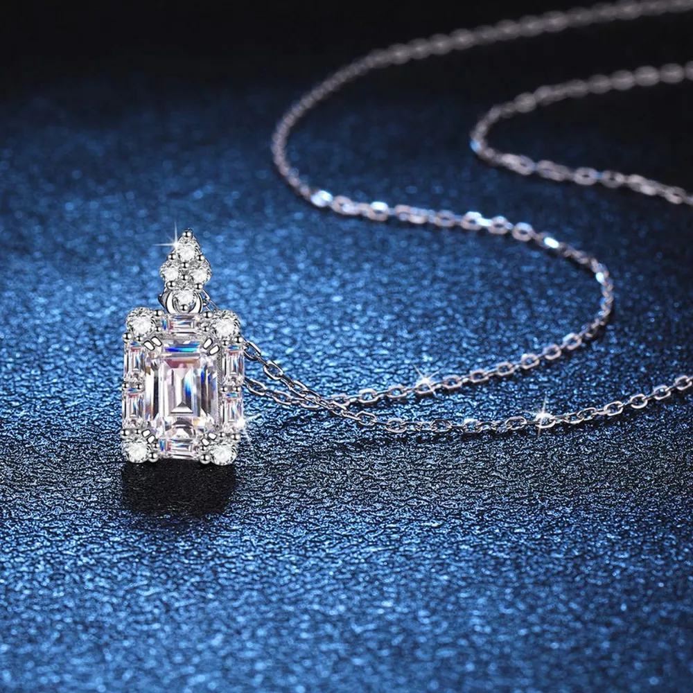 1 Carat 925 Sterling Silver Moissanite Pendant Necklace, image 3