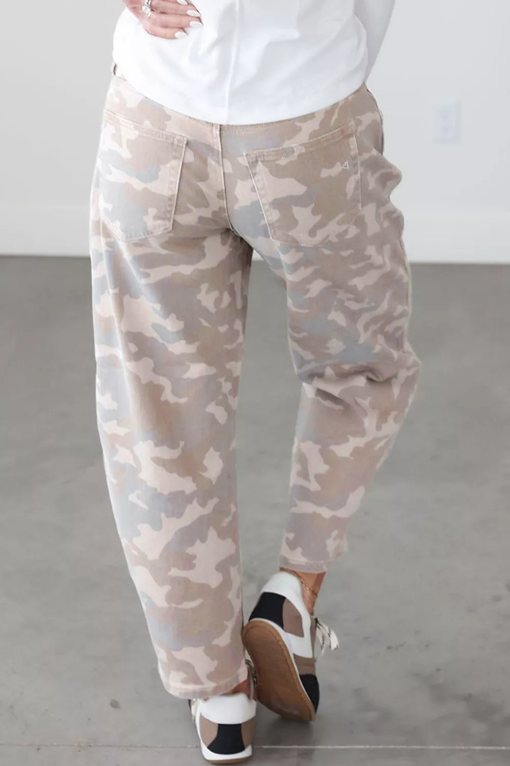 Camouflage Print Pocket Ankle-Length Barrel Jeans, image 7
