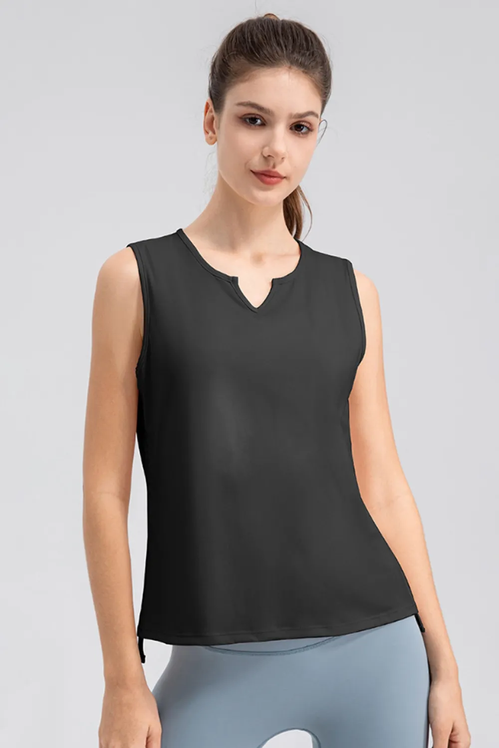 Notched Wide Strap Active Tank, image 9