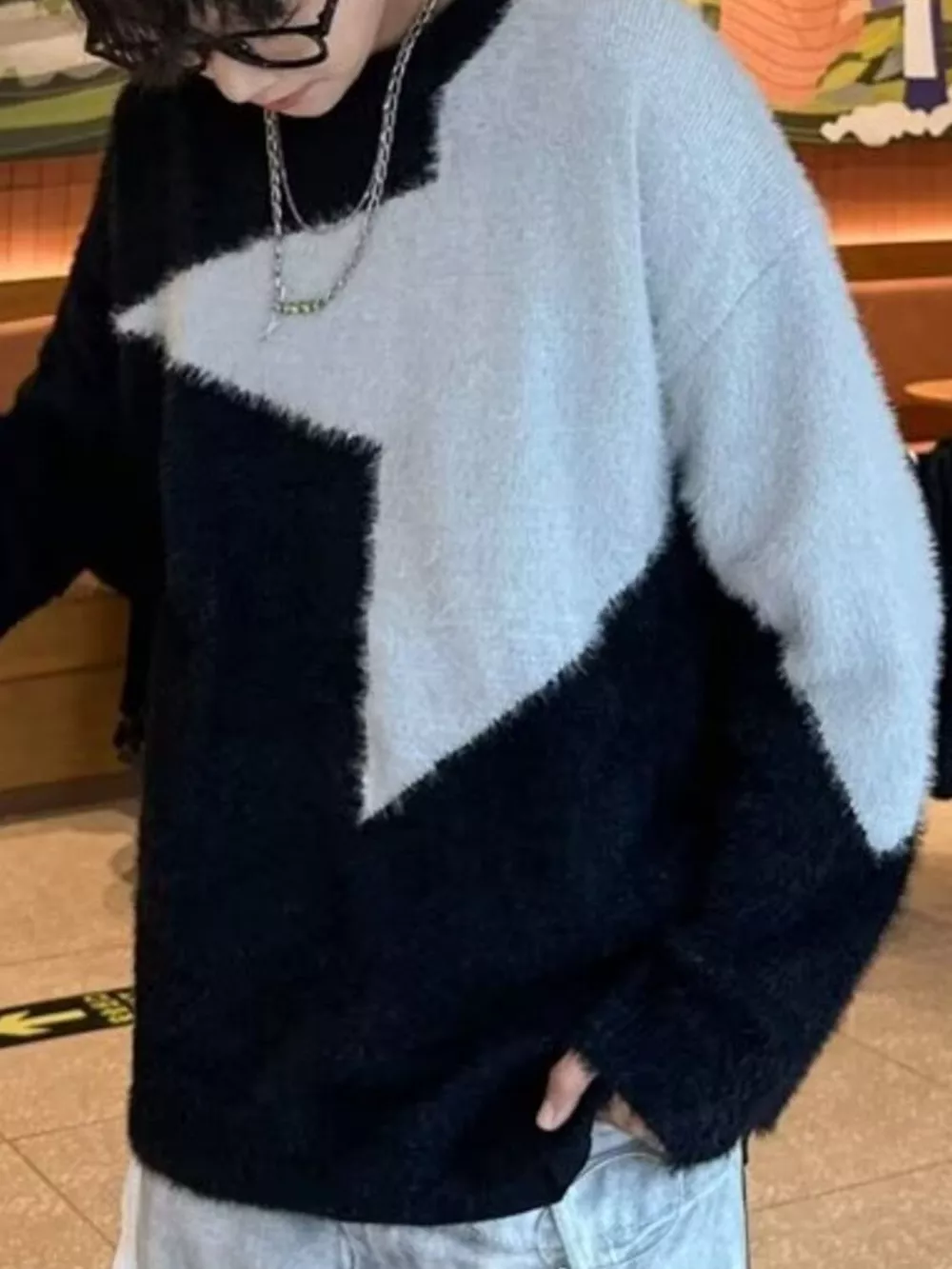 Men's Color Block Fuzzy Knit Sweater, image 2