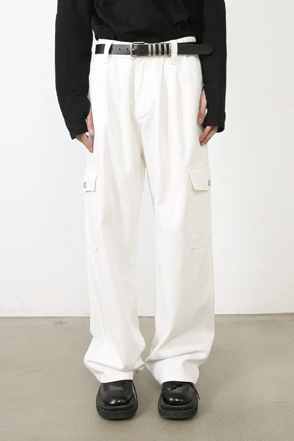 Men's Loose Fit Cargo Jeans