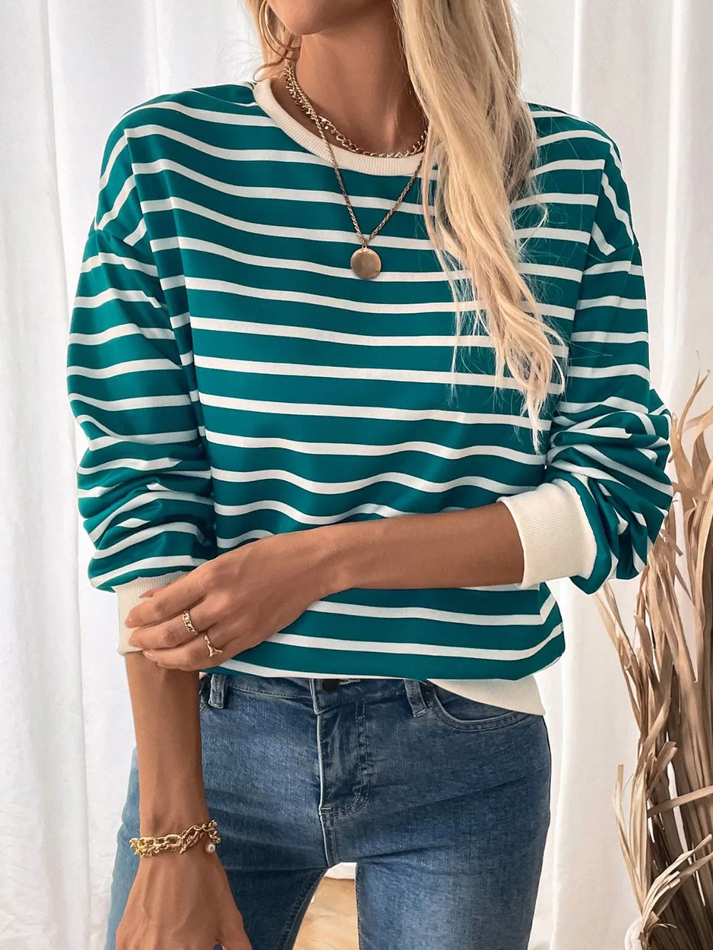 Striped Contrast Round Neck Long Sleeve Sweatshirt, image 6