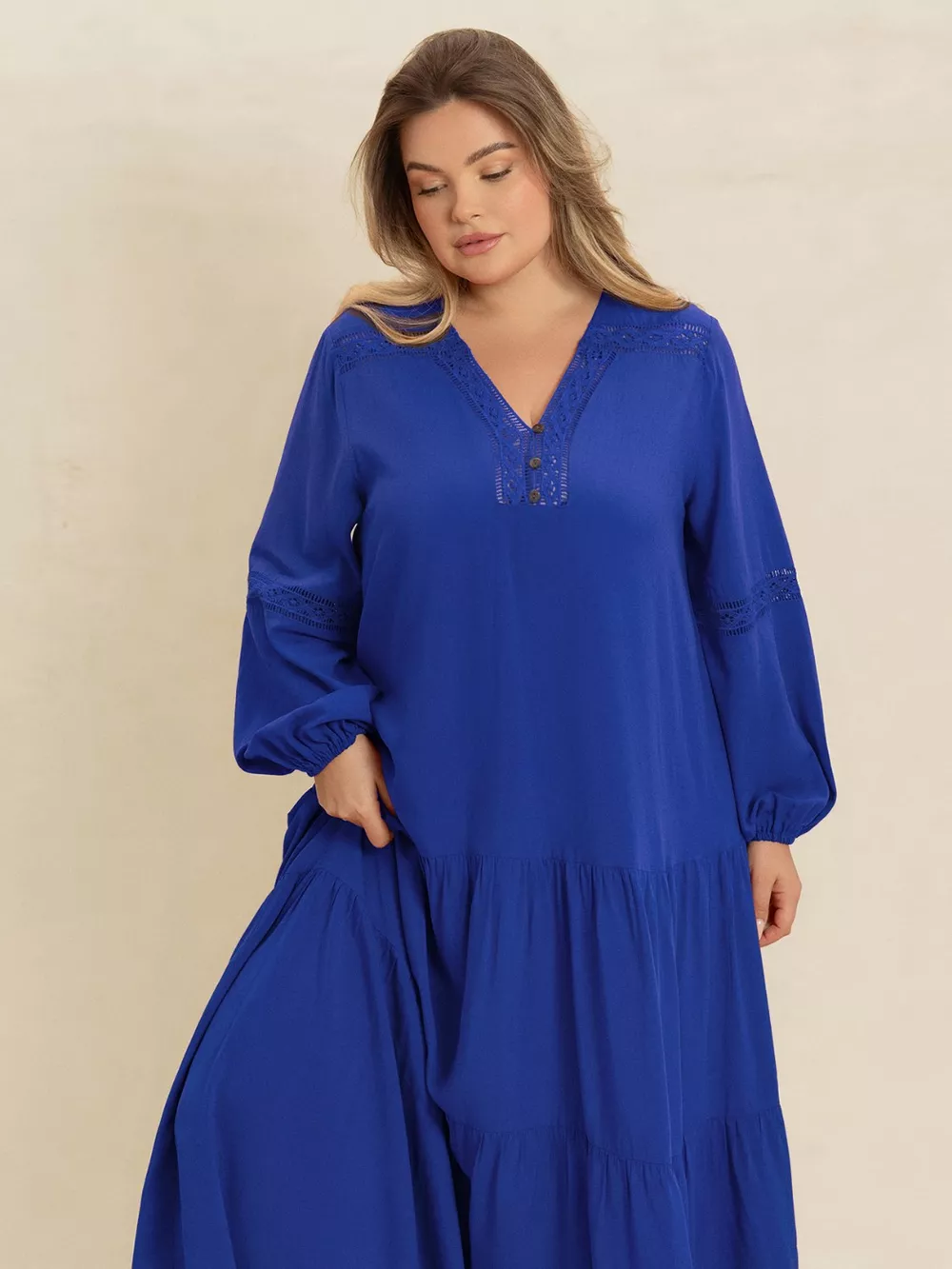 Plus Size Bohemian Tiered Maxi Dress with Balloon Sleeves, image 27