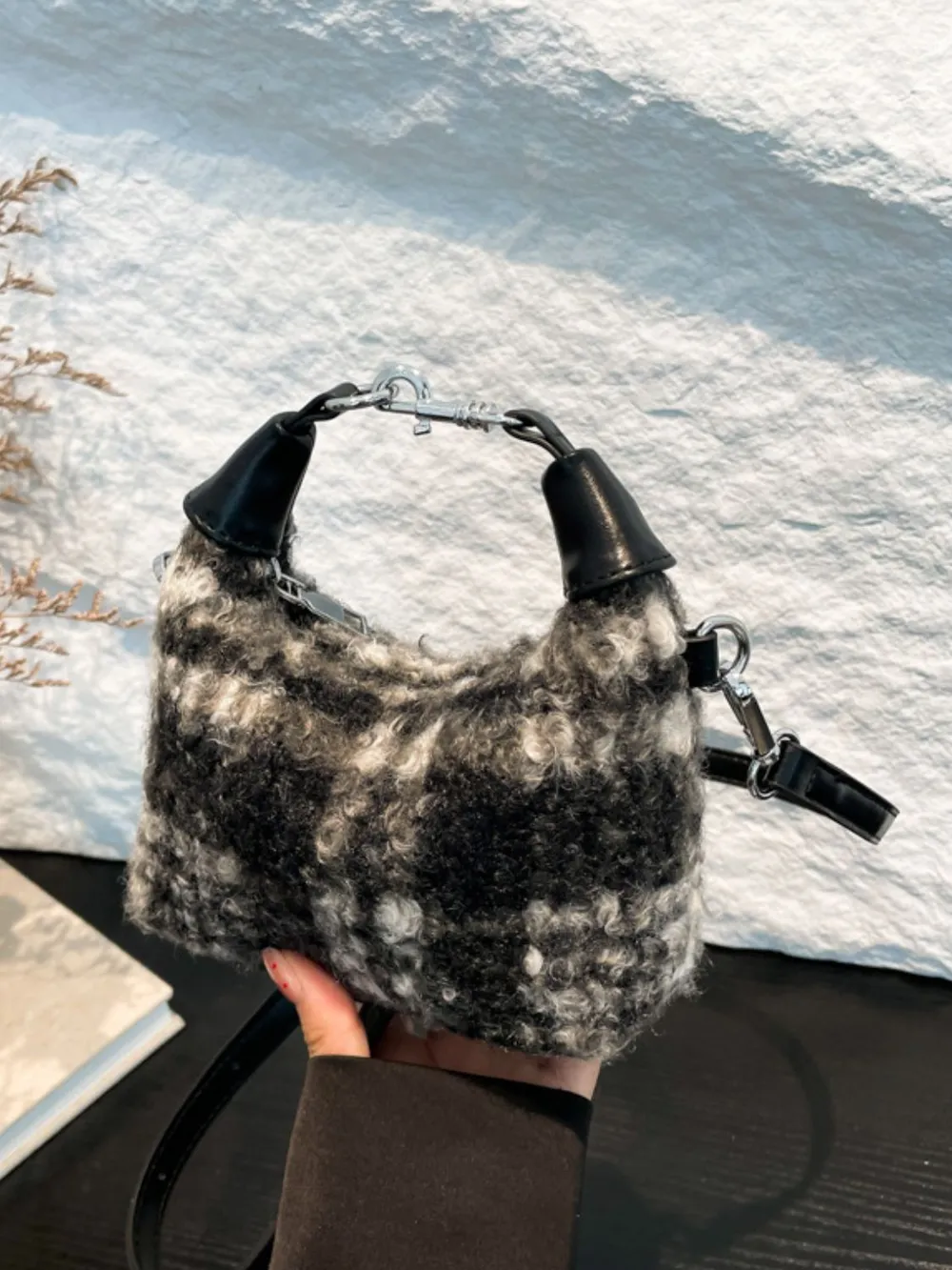Fuzzy Polyester Mini Handbag with Zipper, image 7