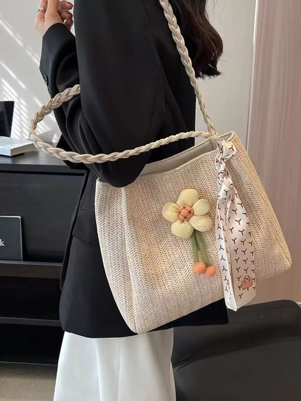 Floral Decor Woven Straw Tote Bag, image 7