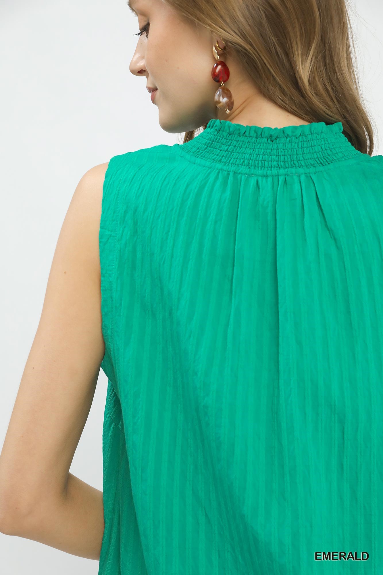 Sleeveless Textured Notch Neck Top, image 5