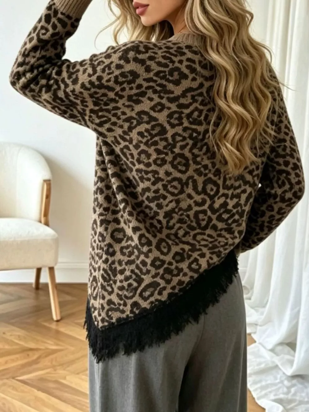 Round Neck Sweater with Asymmetric Lace Hem, image 13