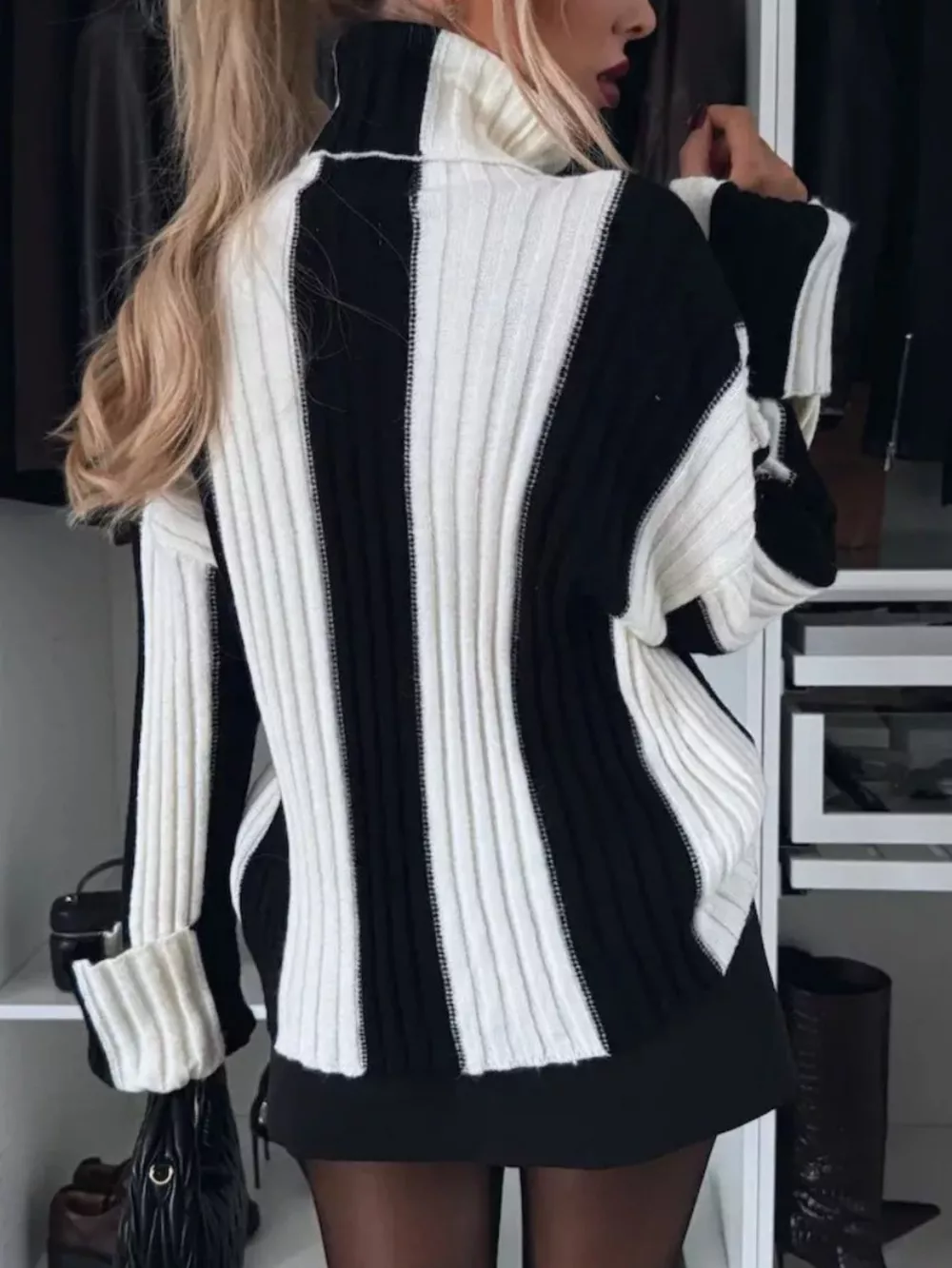 Color Block Ribbed Turtleneck Sweater, image 3