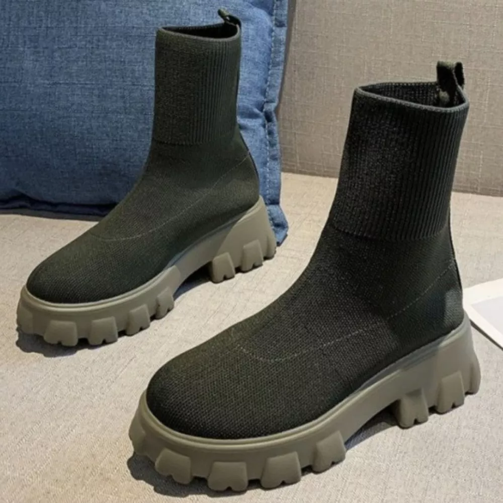 Round Toe Block Heels Boots, image 14