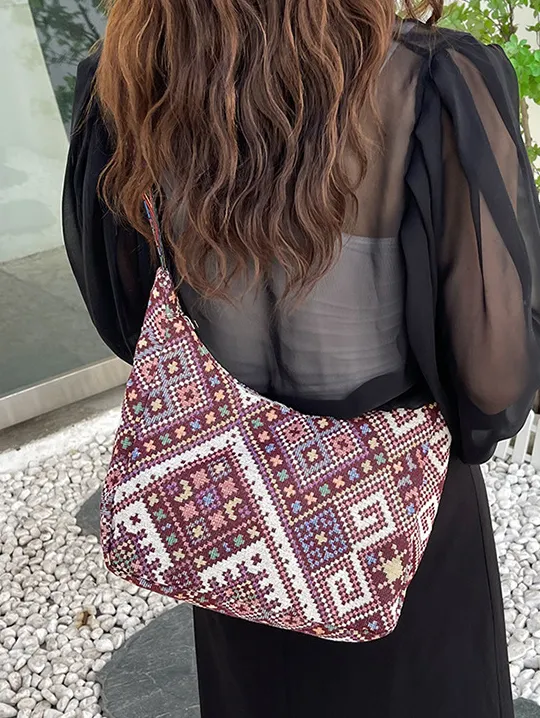 Geometric Adjustable Strap Crossbody Bag, image 4