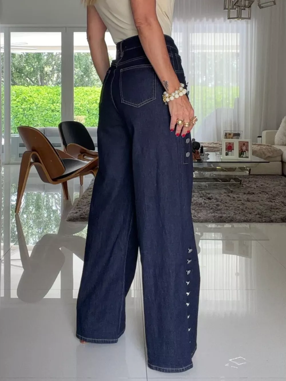 Decorative Button High-Waisted Wide-Leg Jeans, image 4