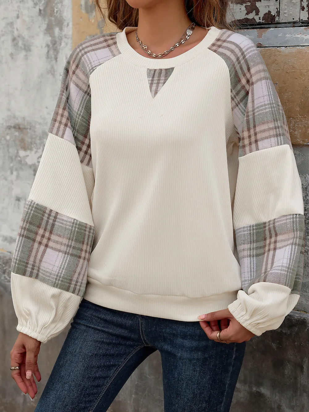 Plaid Round Neck Long Sleeve Sweatshirt, image 4