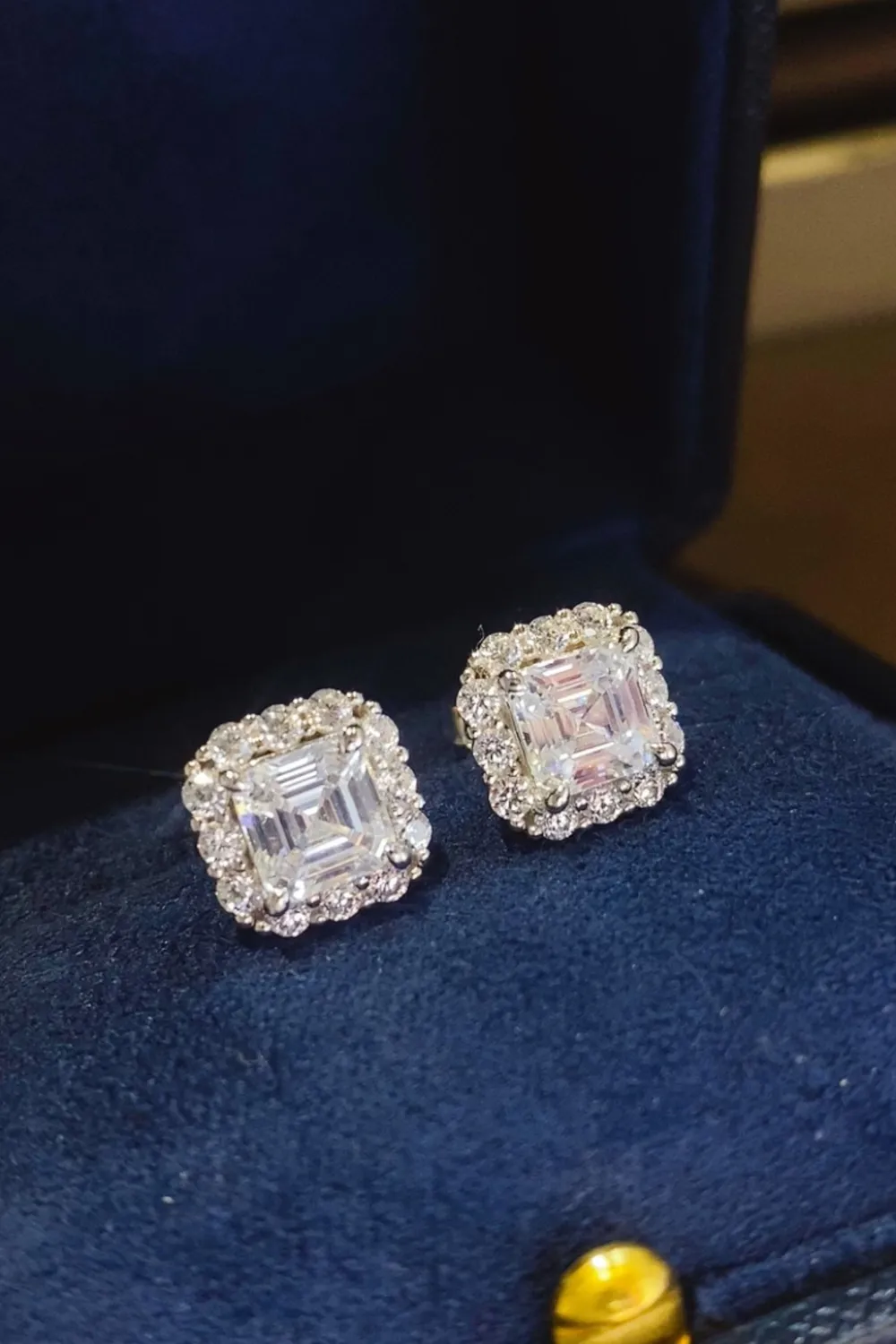2 Carat Moissanite 925 Sterling Silver Stud Earrings, image 5