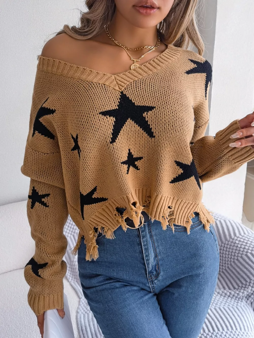 Star Pattern V-Neck Distressed Sweater, image 10