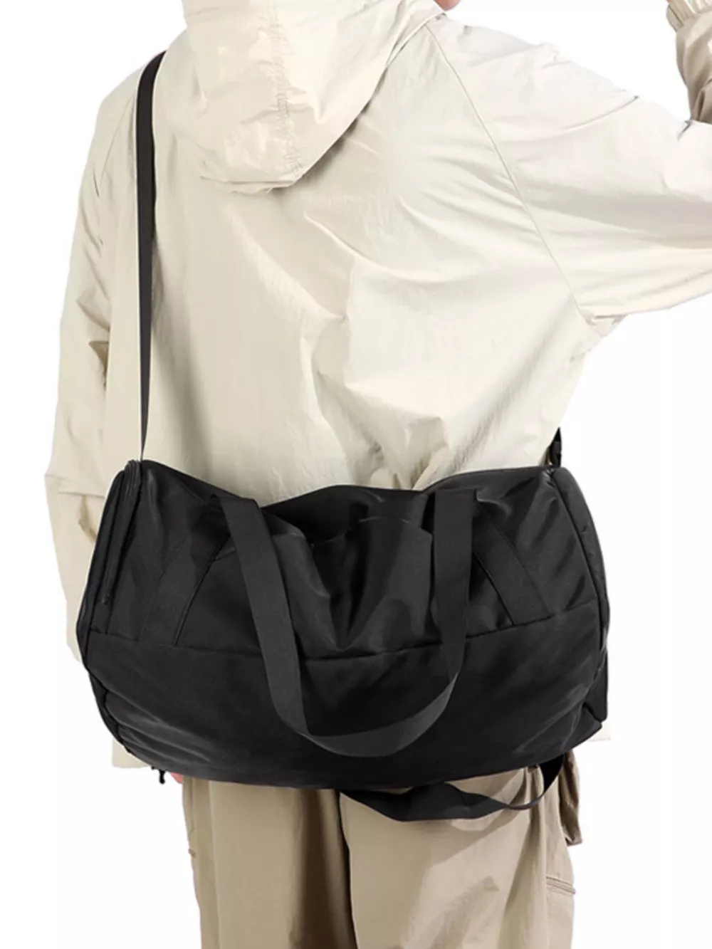 Lightweight Nylon Travel Bag