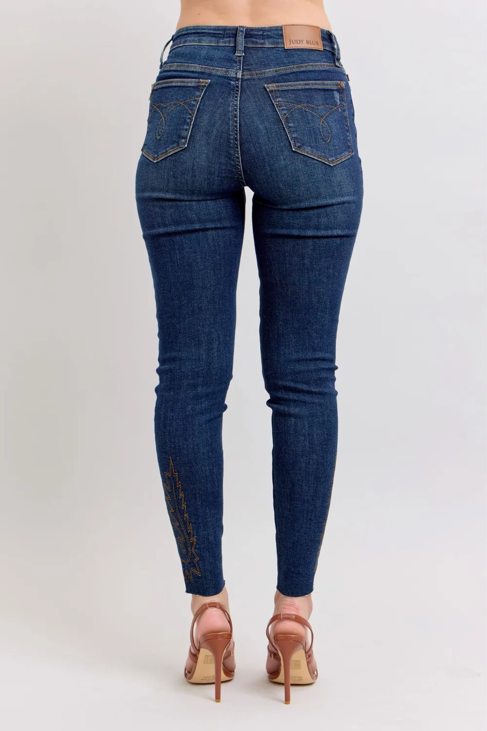 Full Size Embroidered High Rise Skinny Jeans Plus Size, image 5