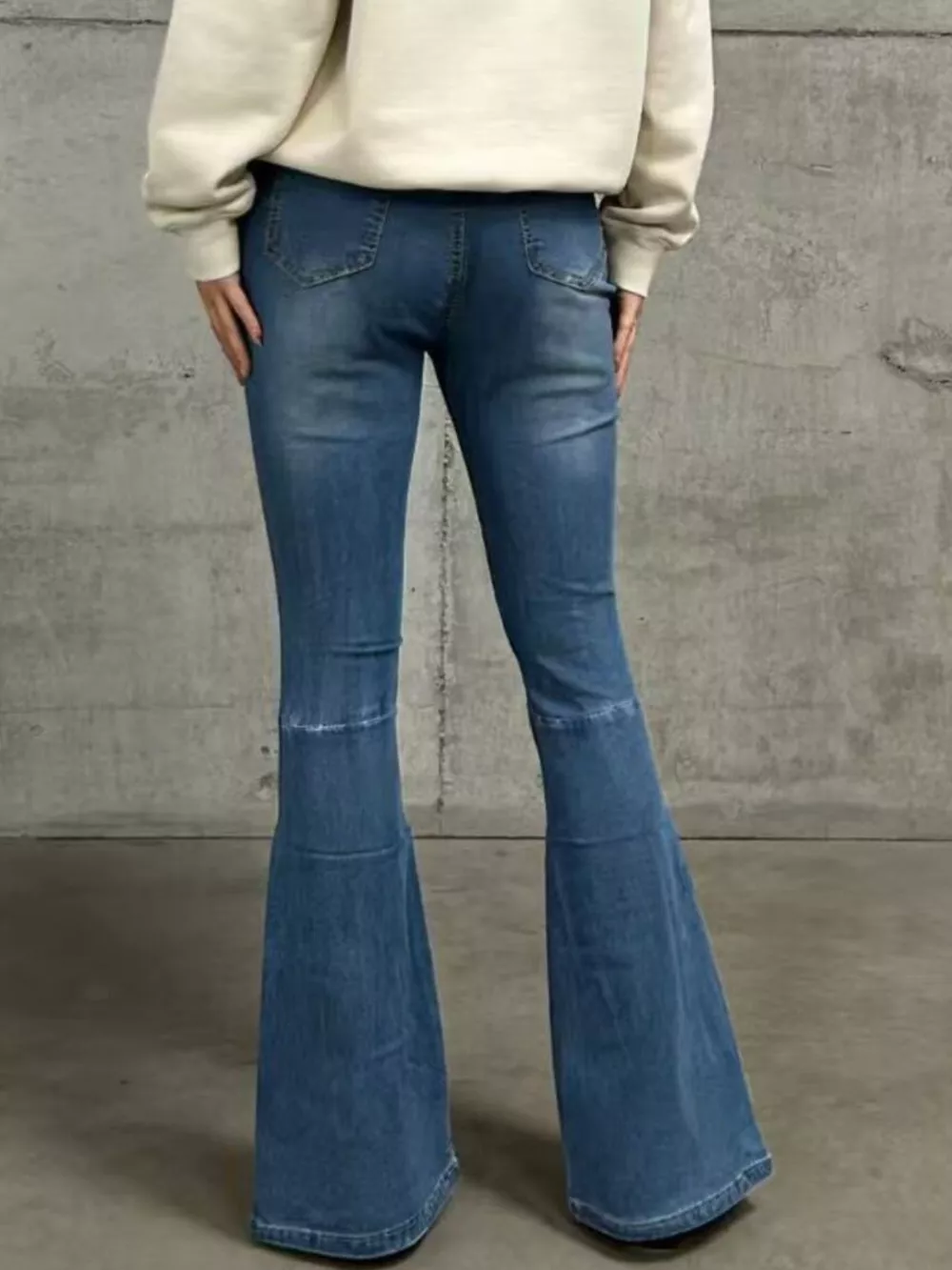 High-Waisted Flare Jeans, image 5