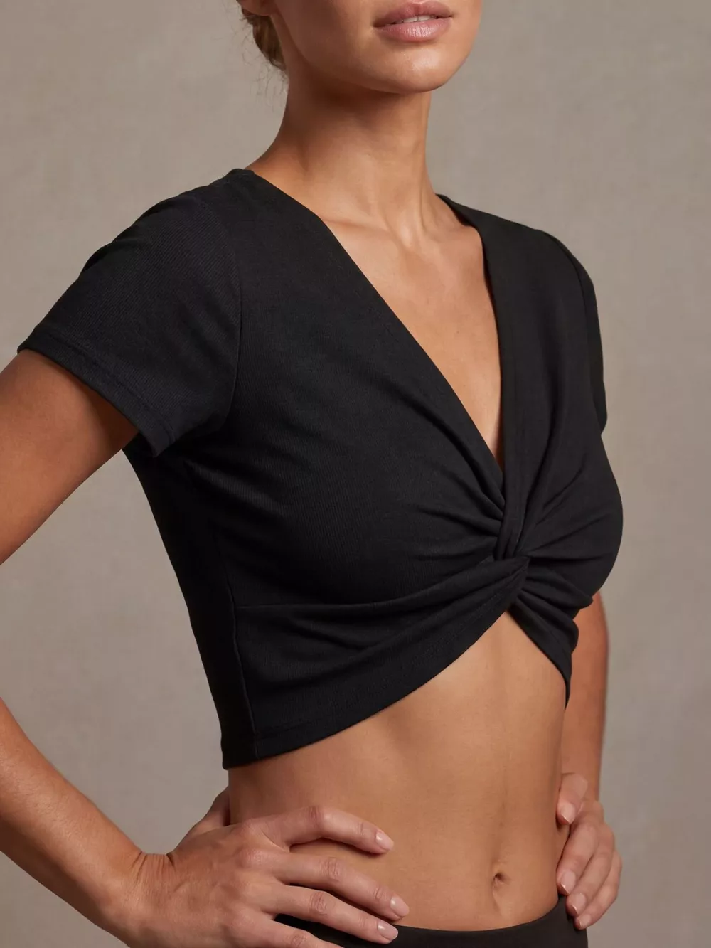 Twist-Front Cropped Top, image 3