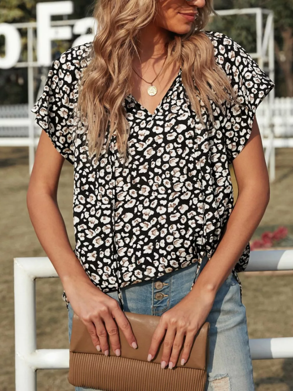 Multicolor V-neck Short Sleeve Leopard Blouse, image 3