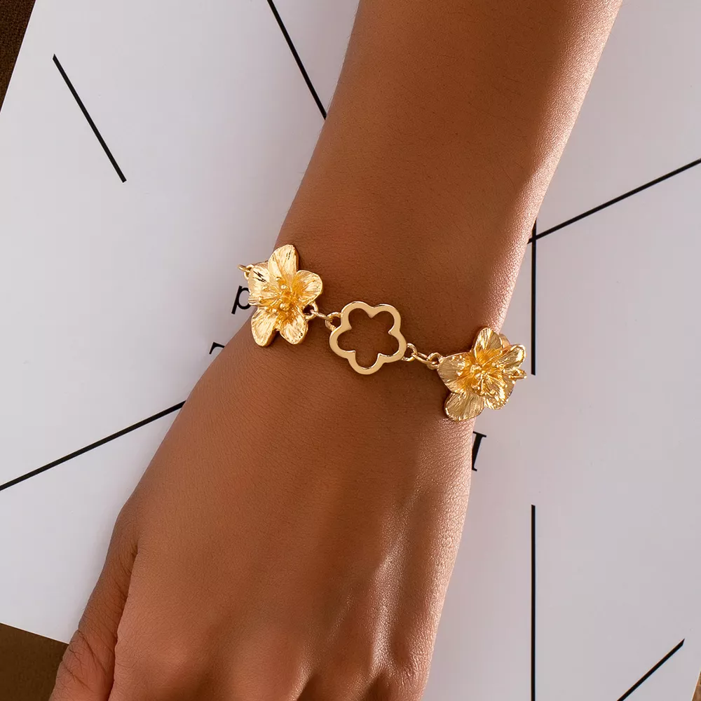 18K Gold-Plated Flower Bracelet, image 2
