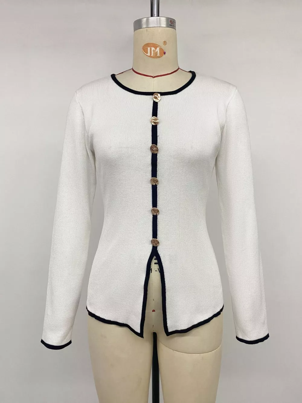 Contrast Trim Button Decor Knit Top, image 11