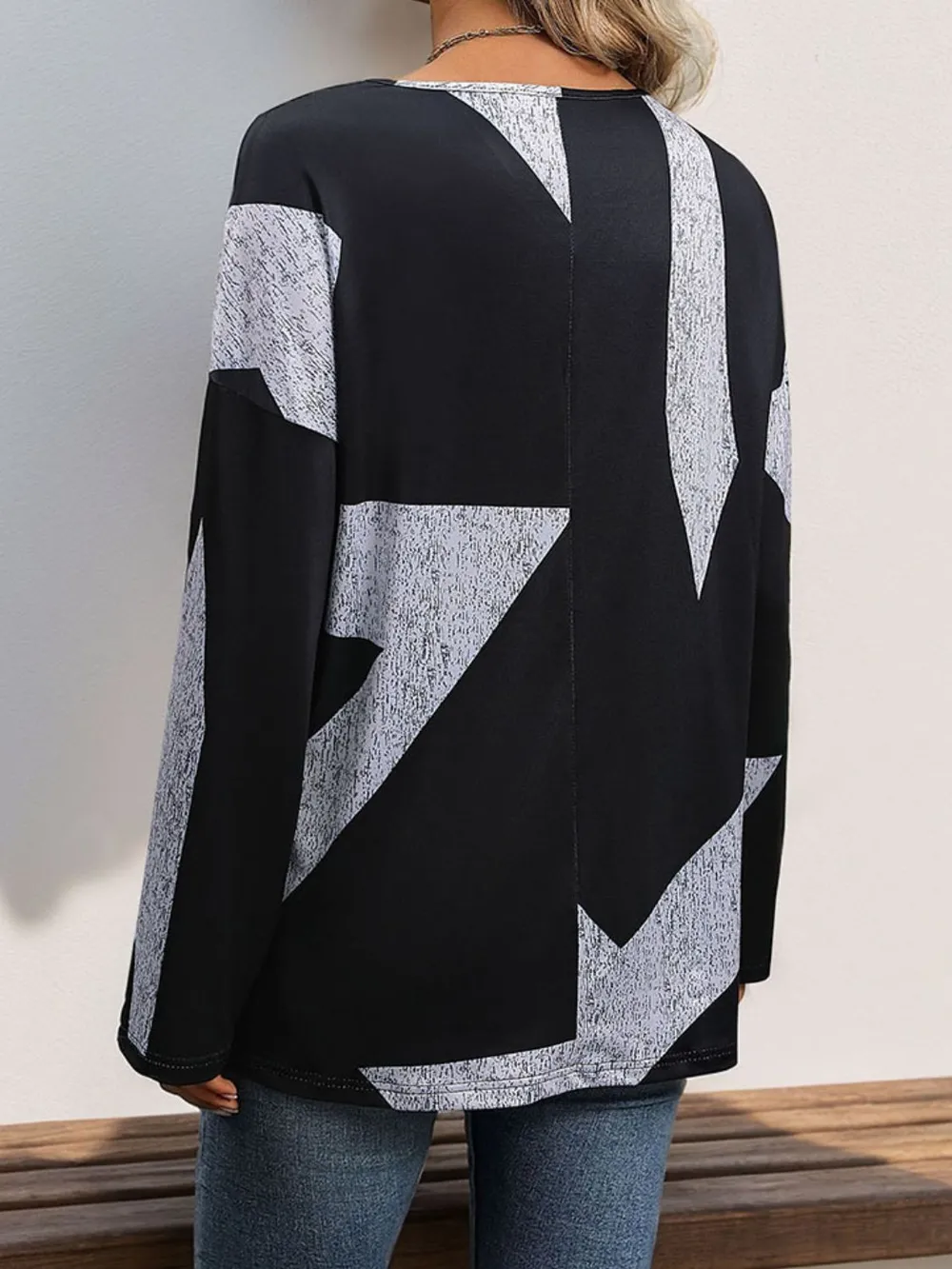 Color Block V-Neck Long Sleeve T-Shirt, image 4