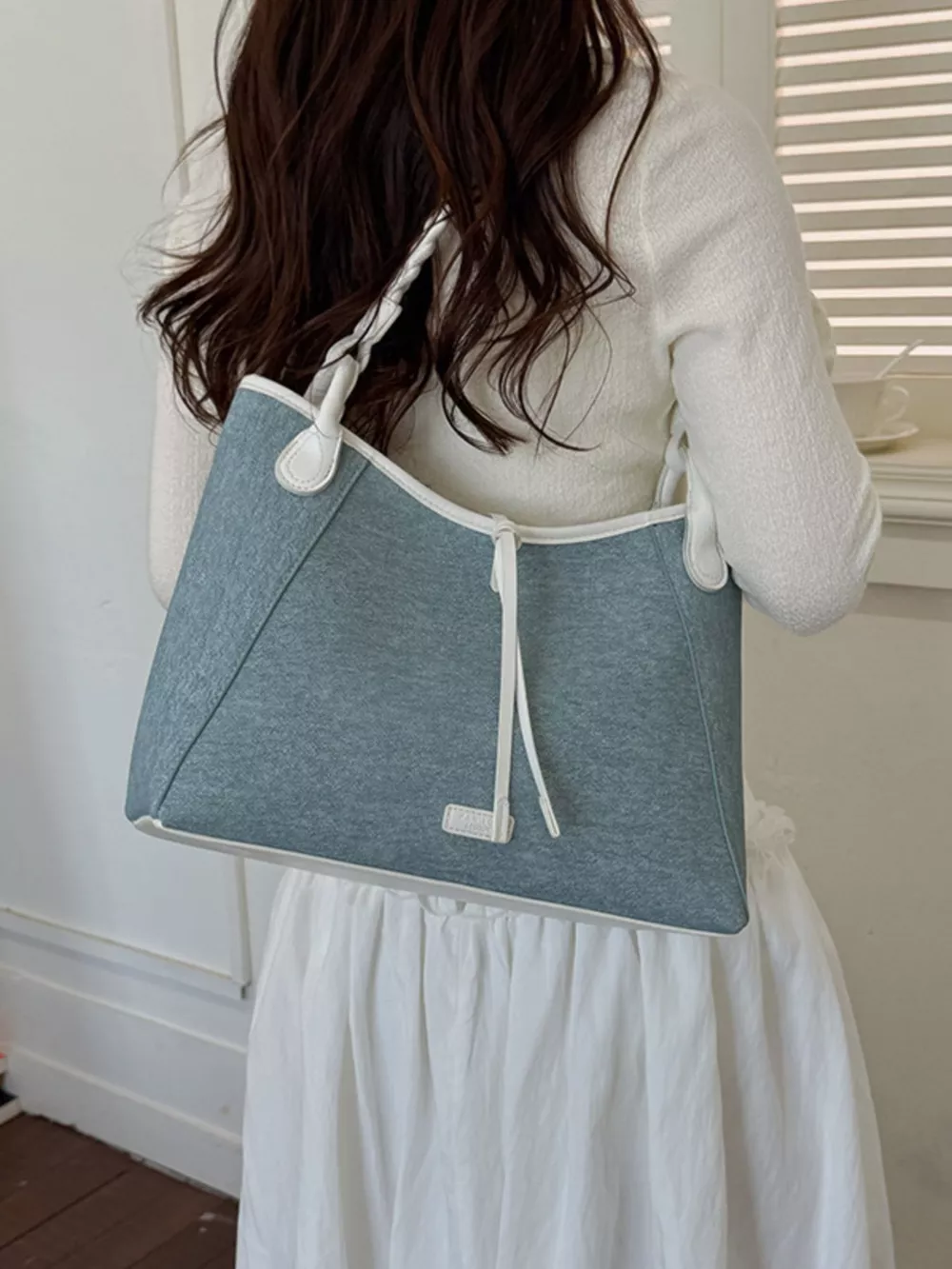 Casual Contrast Trim Shoulder Bag, image 5