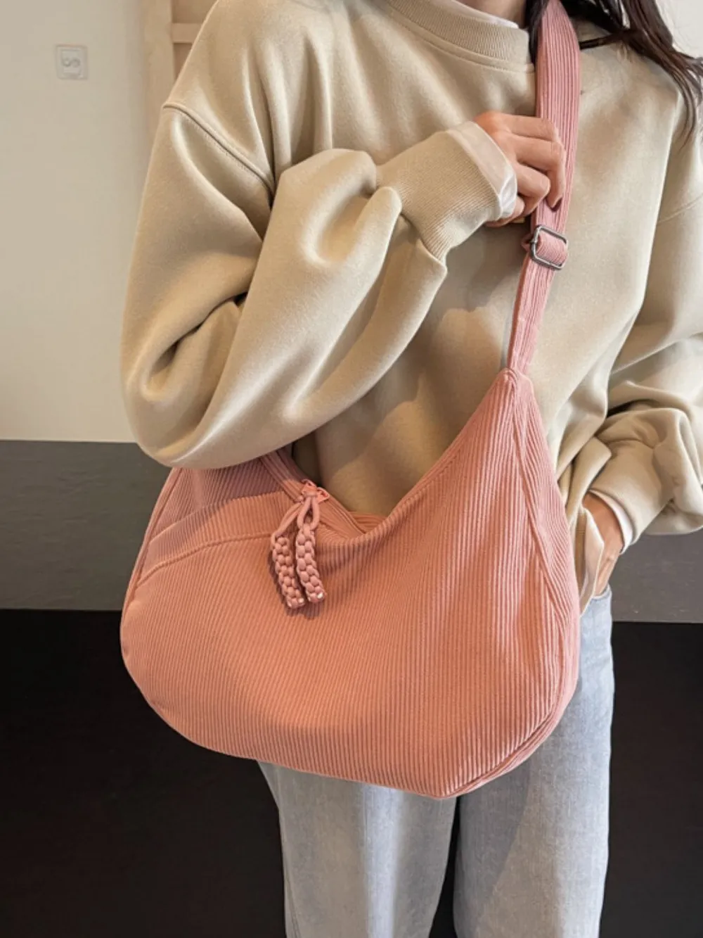 Ribbed Adjustable Strap Shoulder Bag, image 22