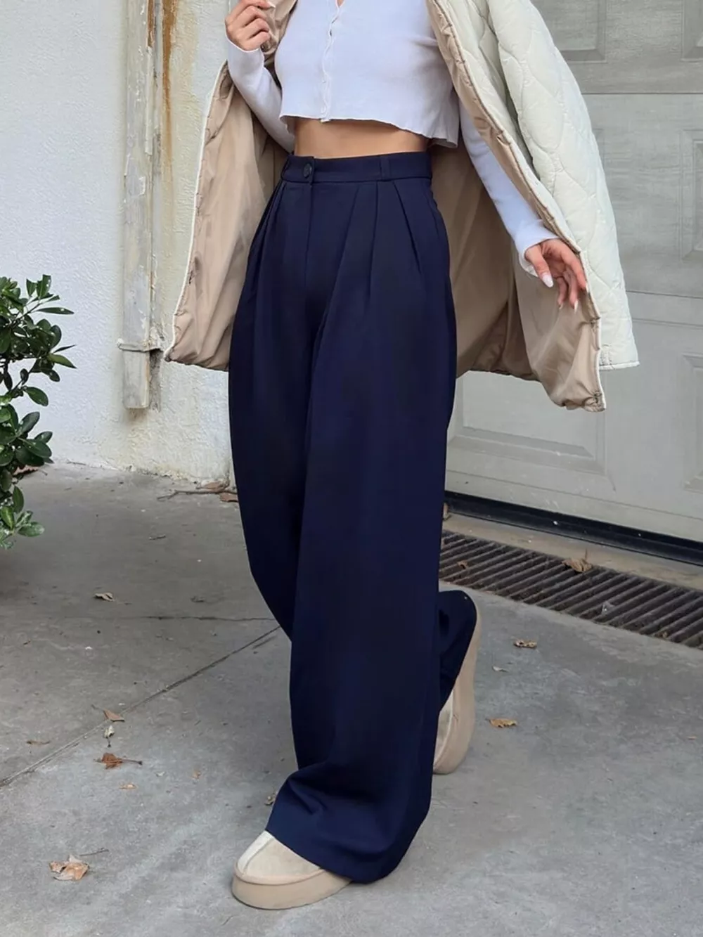 High-Waisted Pleated Wide-Leg Pants, image 24