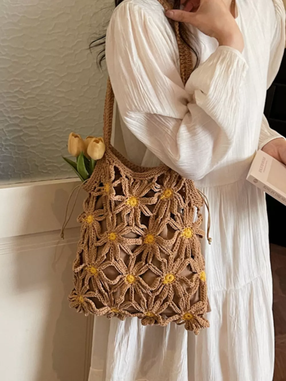 Crochet Daisy Shoulder Bag, image 3