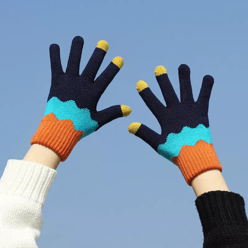Colorful Knitted Touchscreen Gloves, image 4