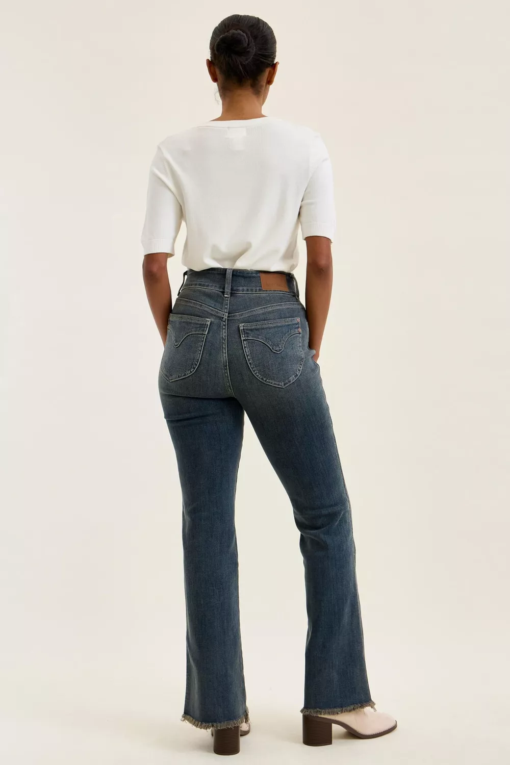 High Waist Double Button Frayed Hem Jeans, image 9
