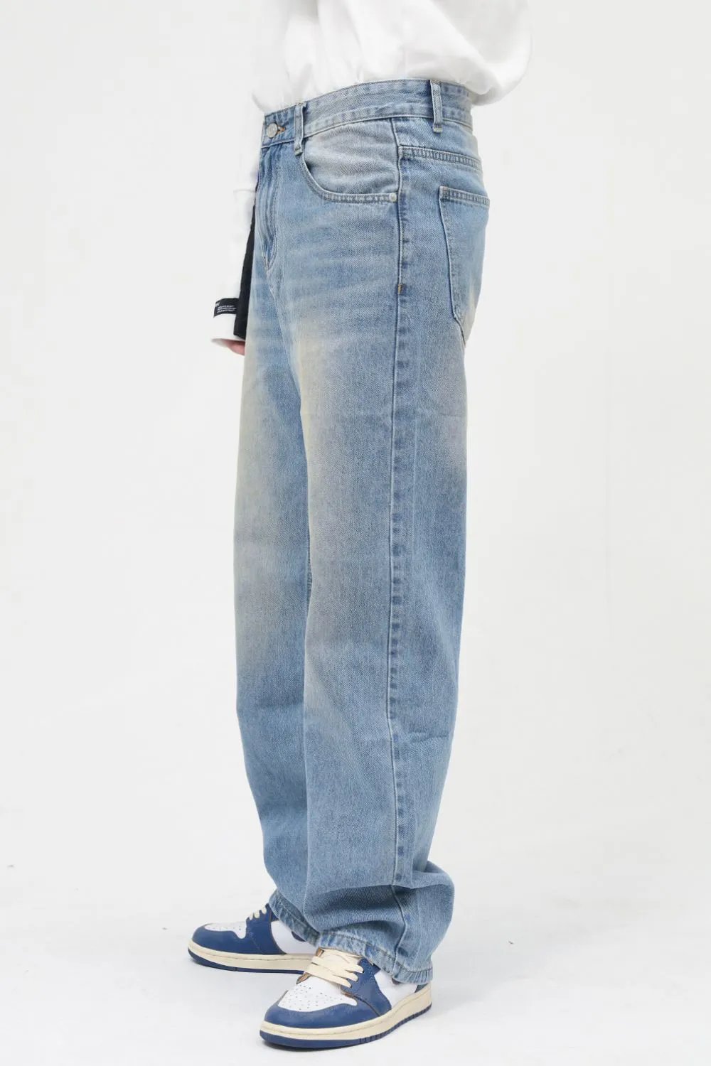 Washed Mid Rise Jeans with Pockets, image 2