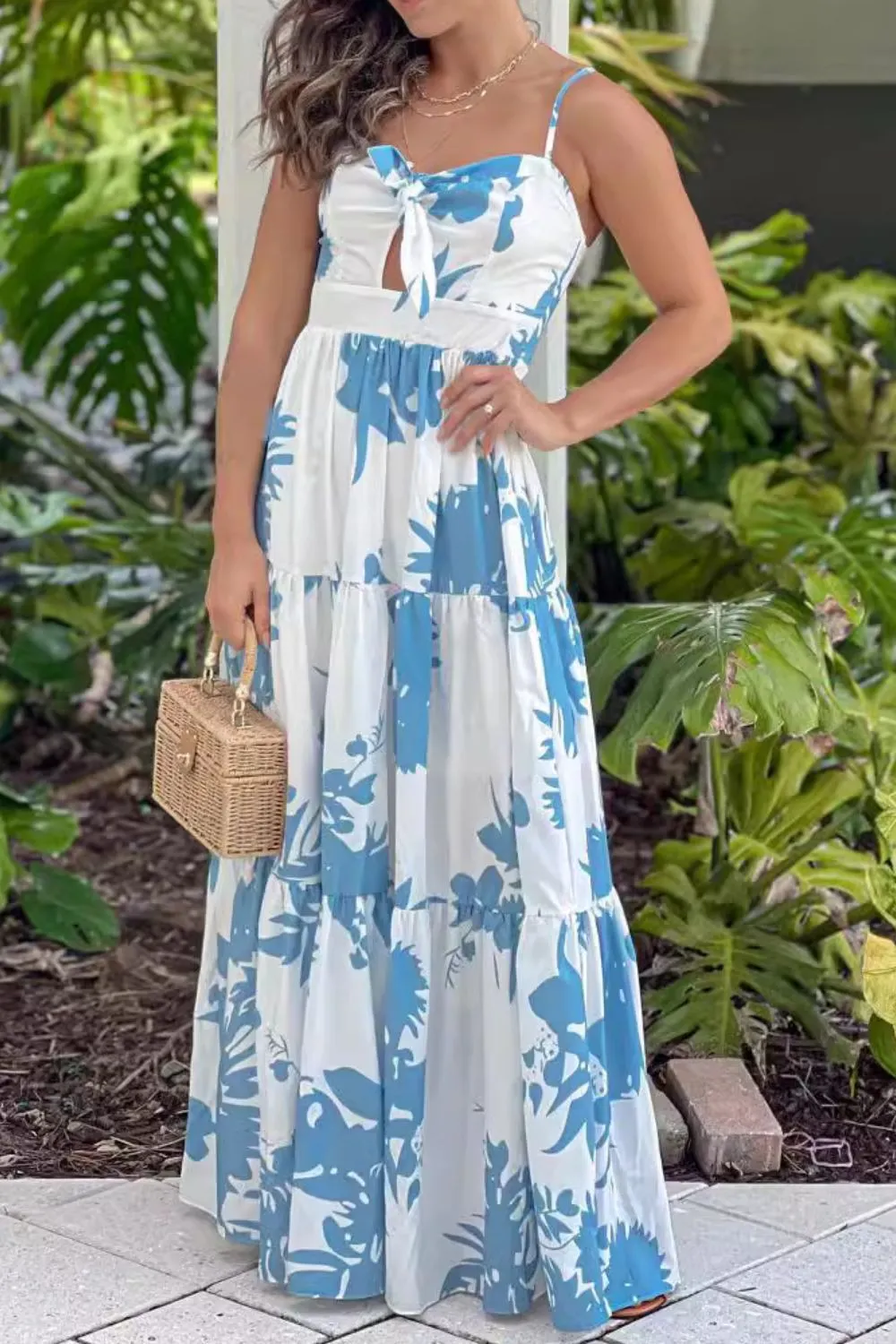Cut-Out Sweetheart Neck Maxi Dress, image 4