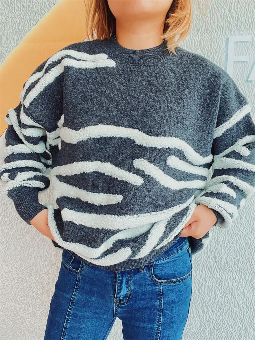 Contrast Round Neck Long Sleeve Sweater, image 14