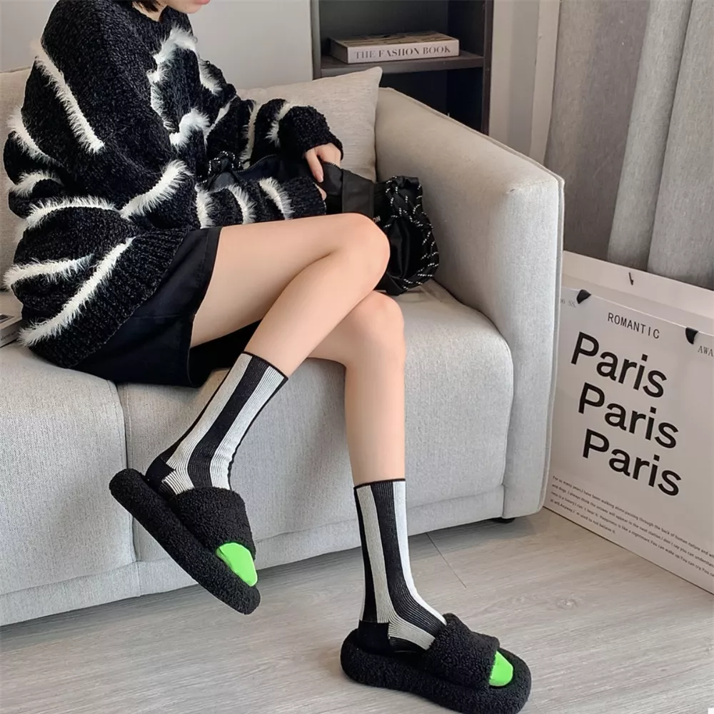 Contrast Striped Crew Socks, image 2